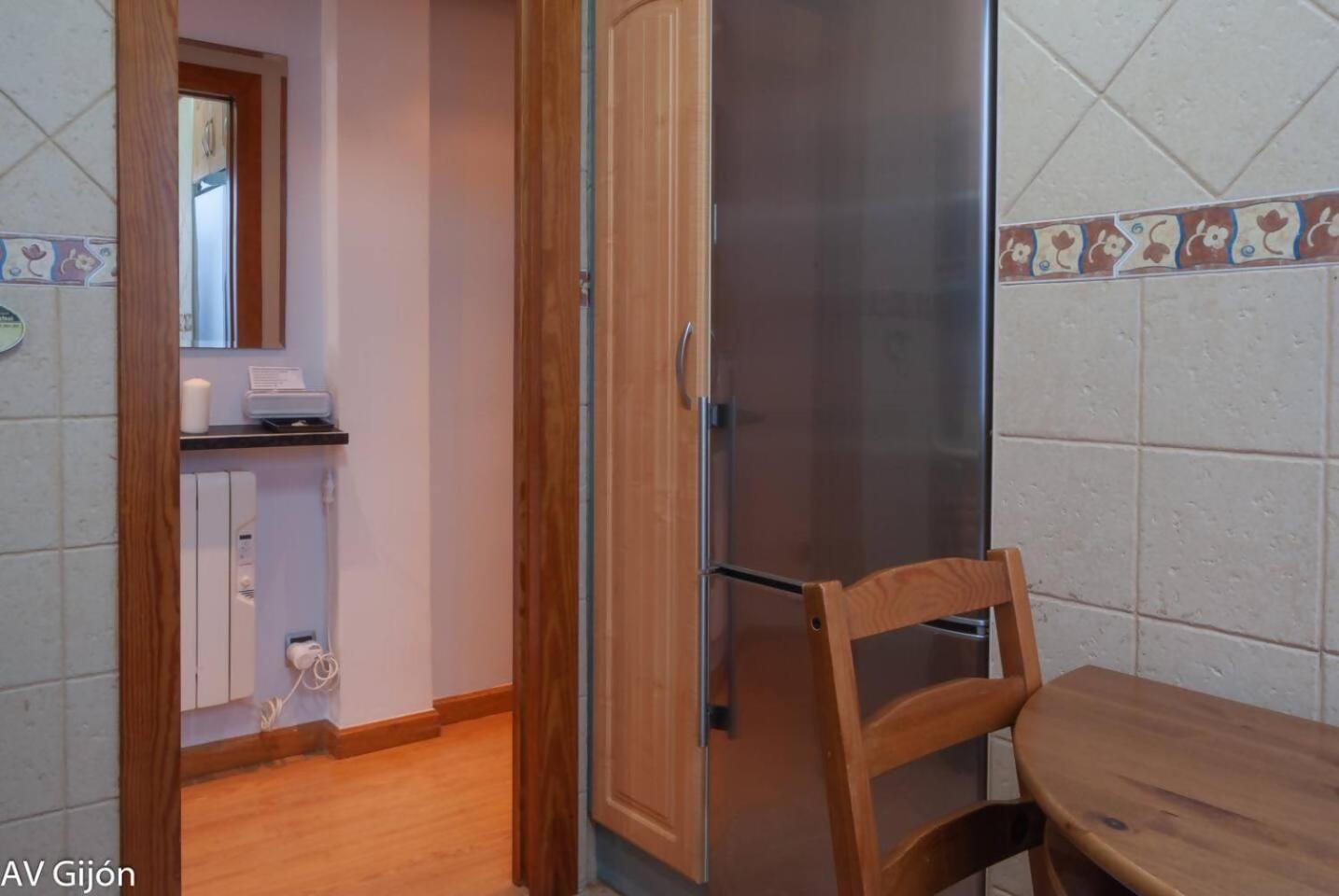 Av Premio Real 16 Apartamento Gijón Exterior foto